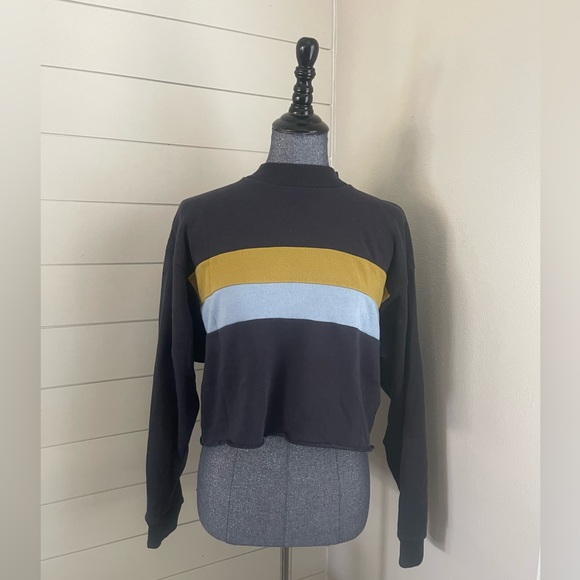 American Eagle Crop Crewneck - Picture 2 of 6